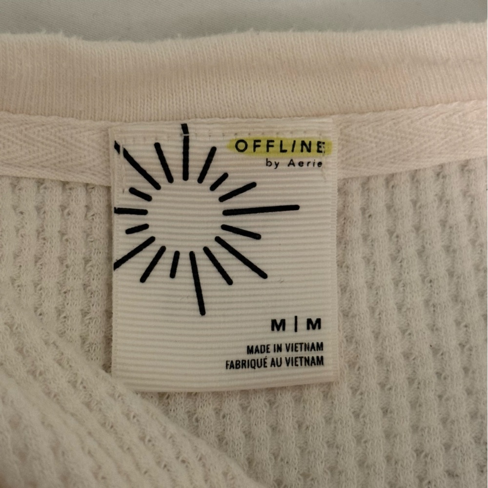 Aerie Offline Wow! short Sleeve Waffle Henley in White - Picture 4 of 4